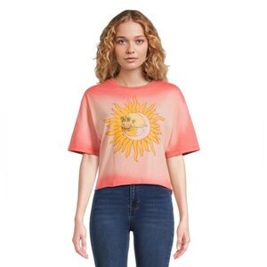 NWOT NO BOUNDARIES Cropped Sun & Moon Graphic Tee